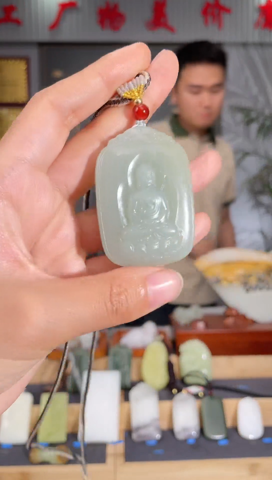 和田玉未镶嵌颈饰1