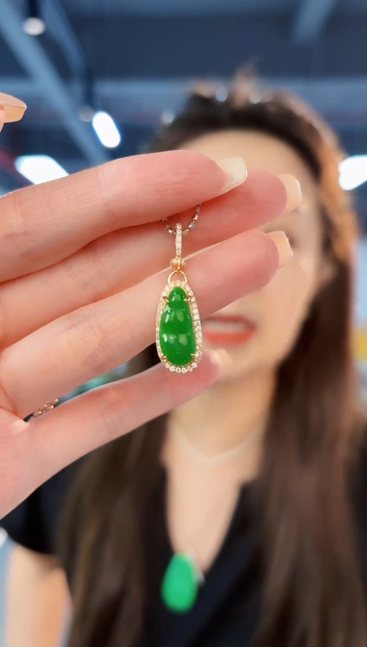 翡翠未镶嵌吊坠(不含链) 缅料A货/支持复检/一件