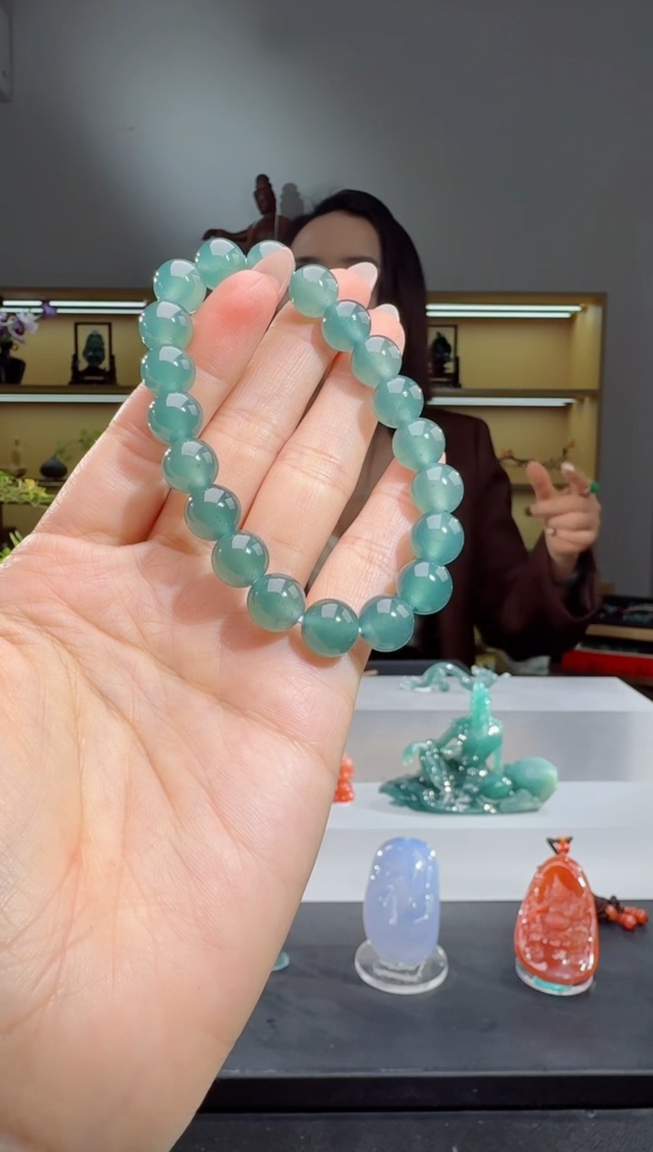 未镶嵌手串翡翠手串（多样性发其一）