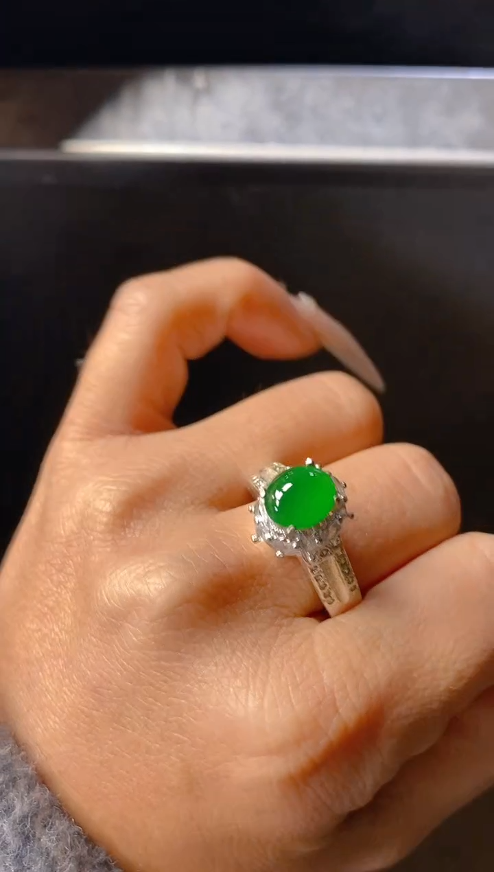 【闪购商品】定制翡翠未镶嵌天然翡翠蛋面197