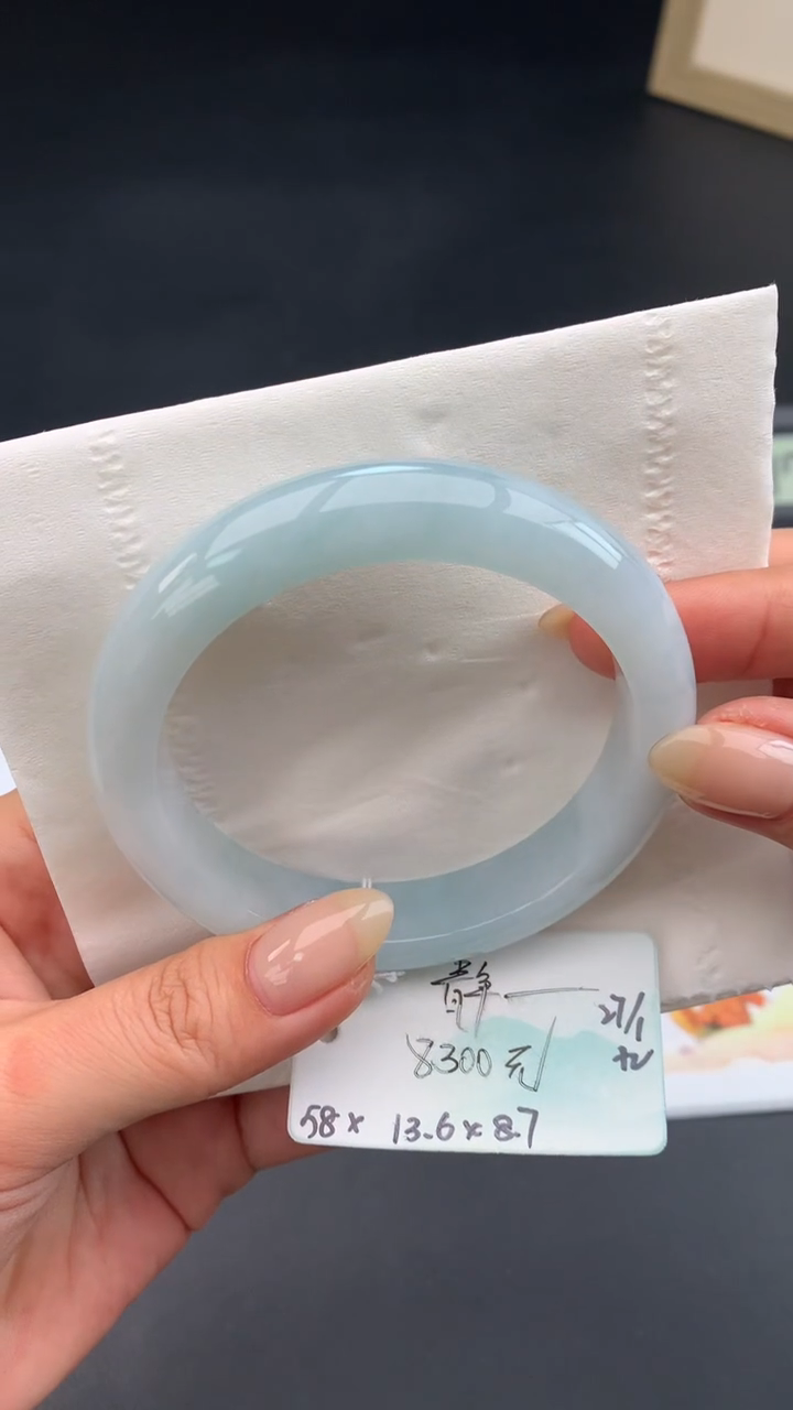 【闪购商品】翡翠手镯未镶嵌下单联系客服核对地址哦