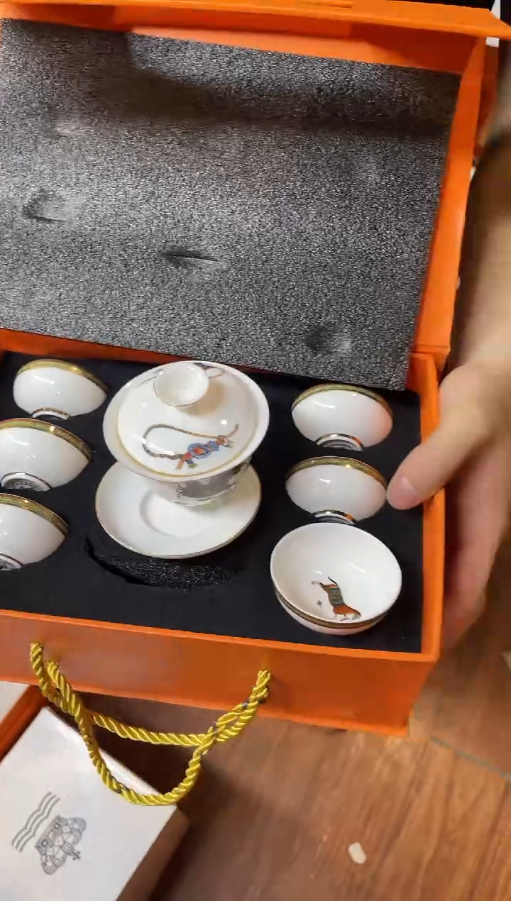 杯鸿辉家品牌瓷器，京东包邮！