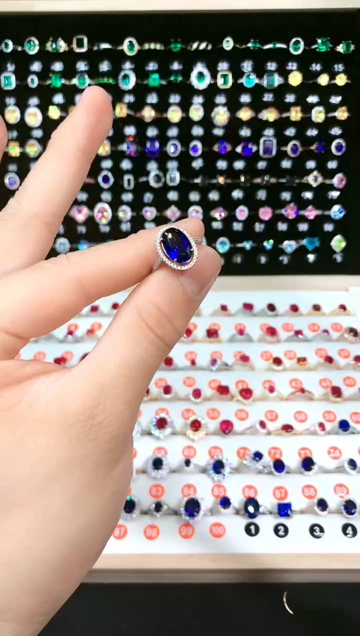 蓝宝石戒指银S925镶嵌......