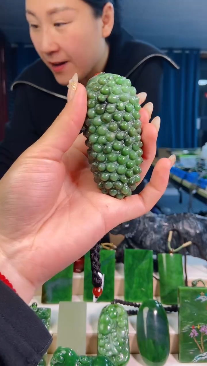 【闪购商品】和田玉挂件未镶嵌1