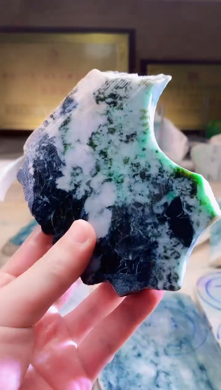翡翠挂件未镶嵌A货张麦4120