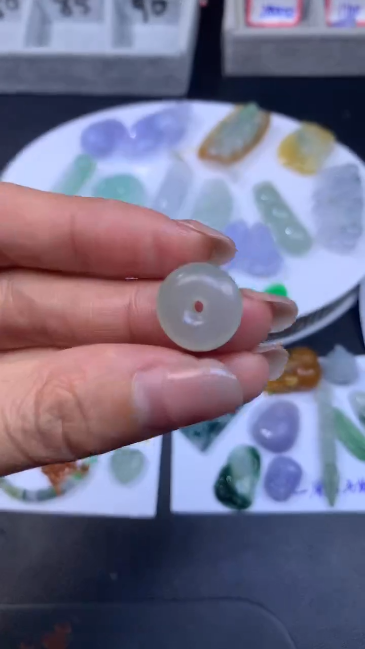 【闪购商品】定制翡翠未镶嵌翡翠多样性发一