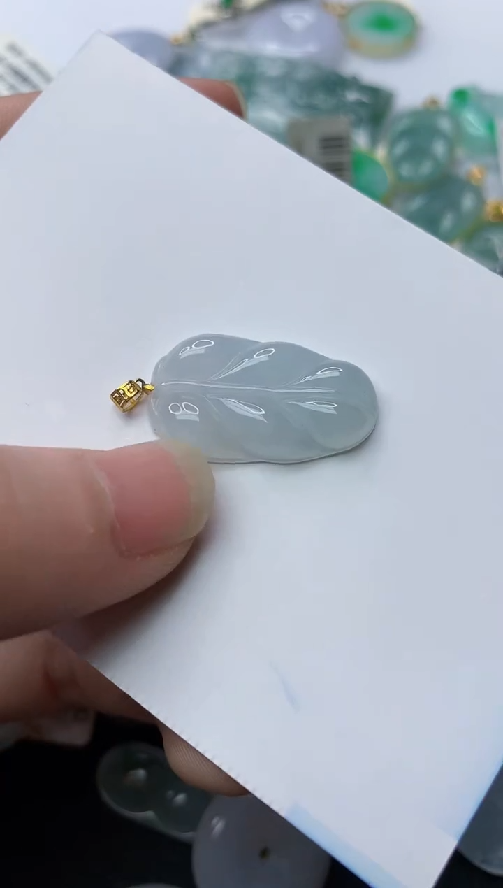 【闪购商品】翡翠颈饰18K金镶嵌98.........