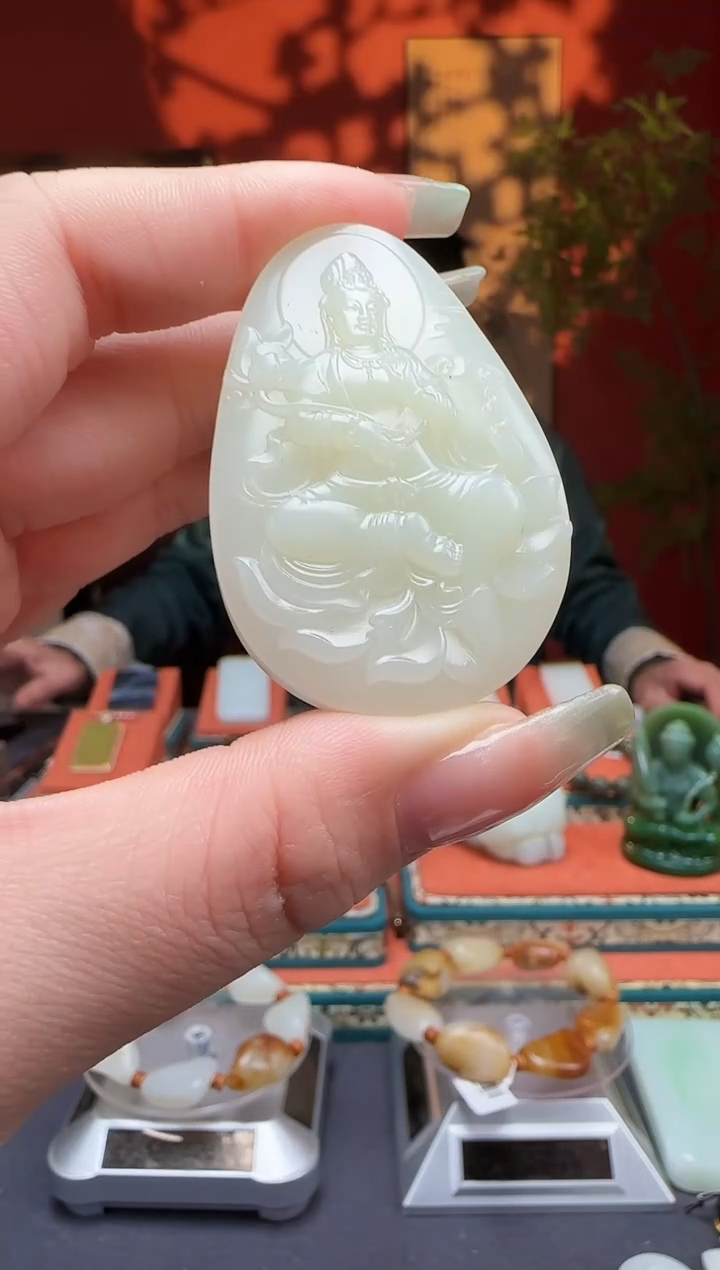 【闪购商品】和田玉吊坠未镶嵌吊坠31.8克