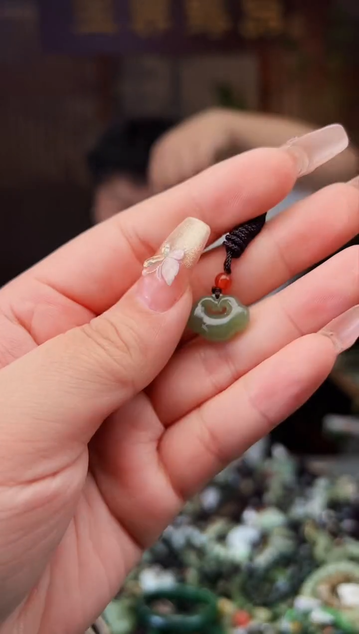 【闪购商品】和田玉颈饰未镶嵌多样性发一