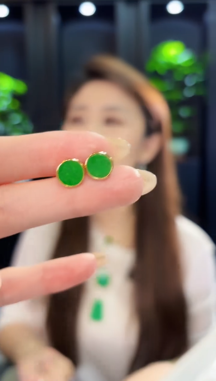 翡翠未镶嵌耳饰i缅料A货/多样性发货/一件