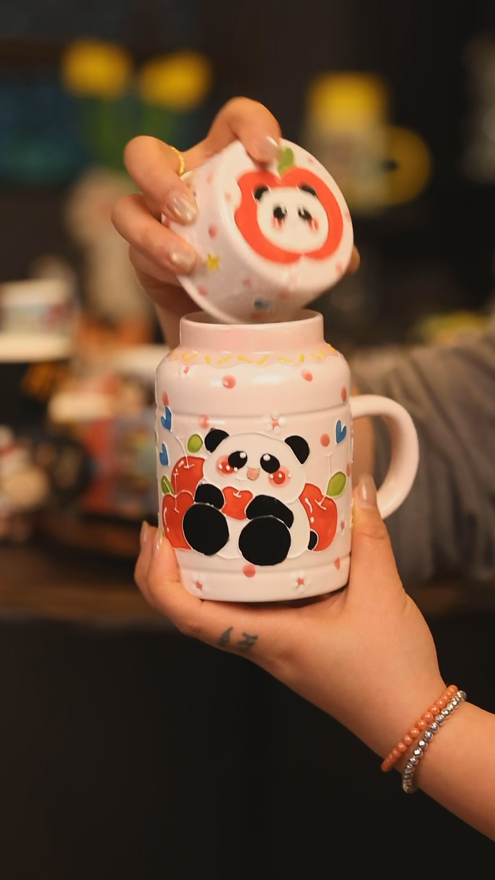 【闪购商品】摆件景德镇釉下彩绘设计师款陶瓷