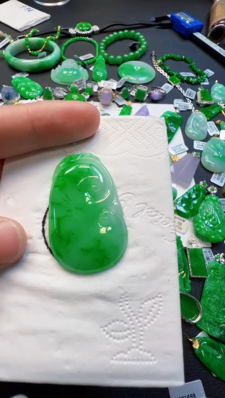 【闪购商品】定制翡翠未镶嵌29800元