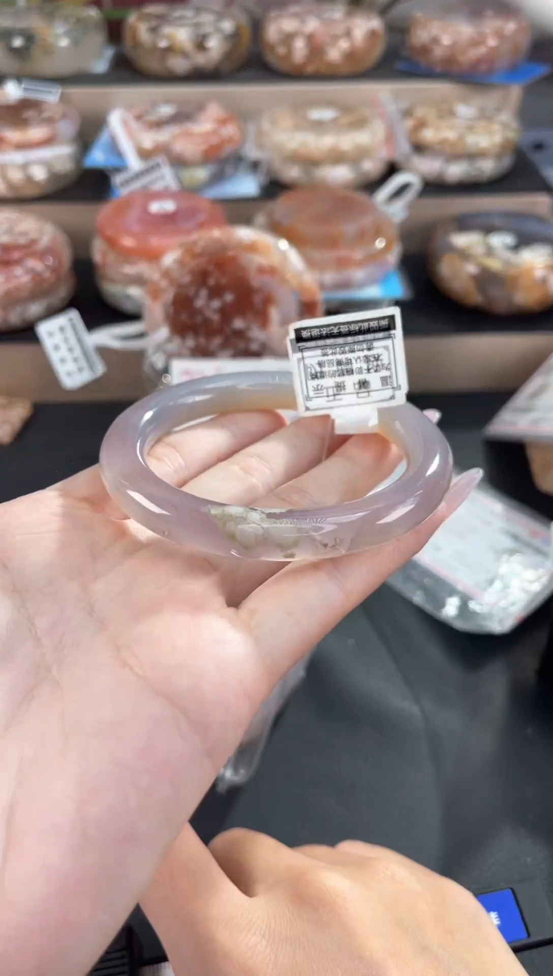 未镶嵌手镯石英质玉57