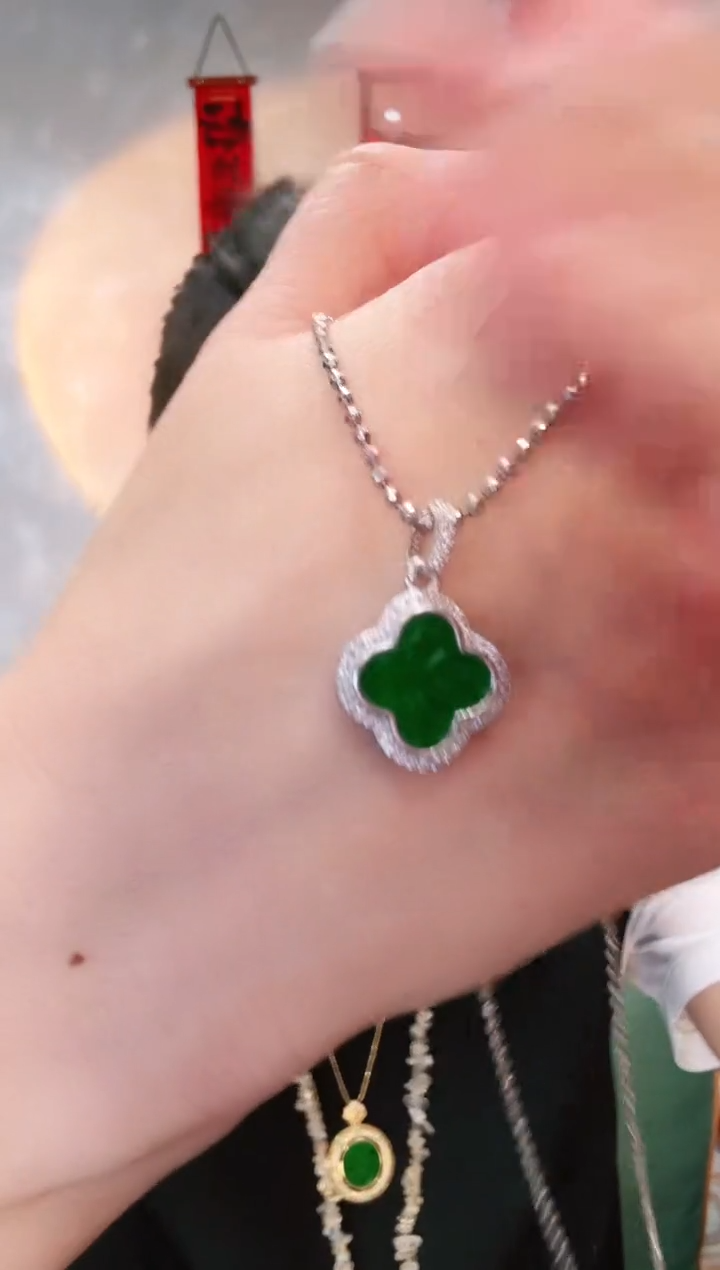 【闪购商品】翡翠颈饰银S925镶嵌吊坠