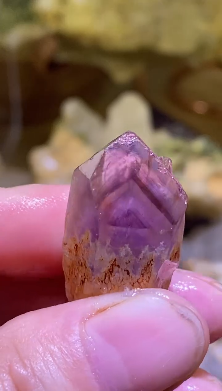 未镶嵌珠宝半成品水晶56号赞比亚千层紫隐山