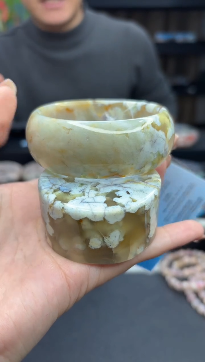 【闪购商品】石英质玉手镯未镶嵌559（59圈赠送镯心）