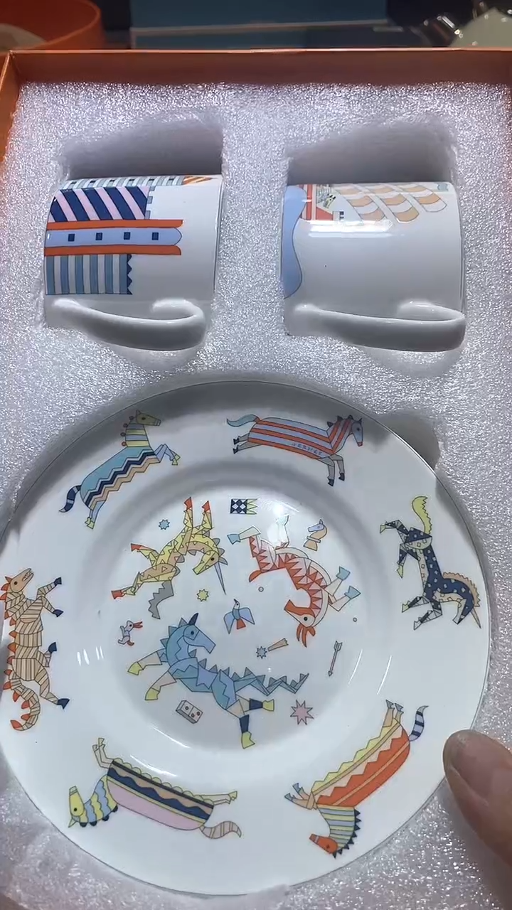【闪购商品】瓷片锅碗瓢盆一件不剩