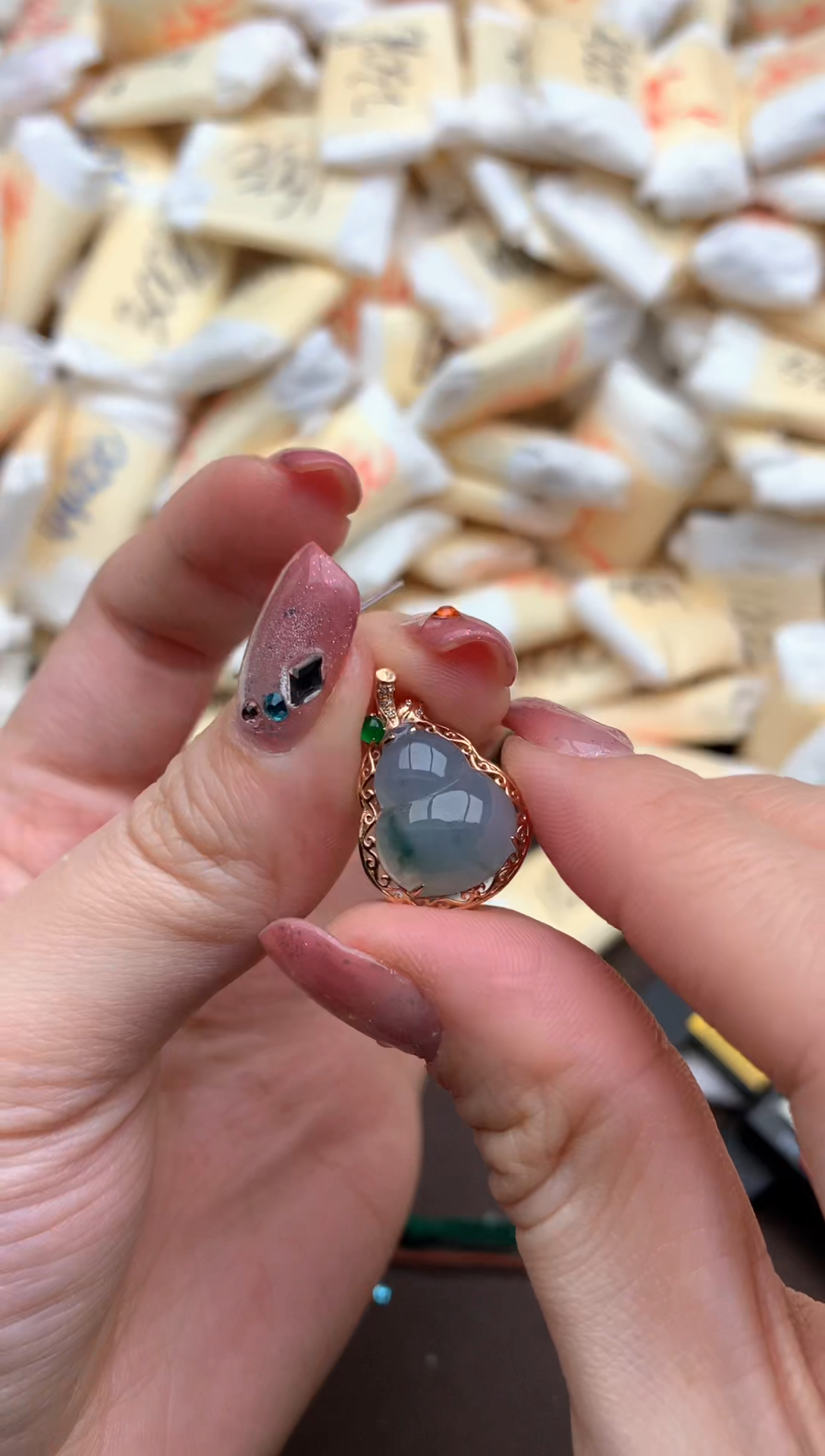 【闪购商品】翡翠挂件18K金镶嵌一