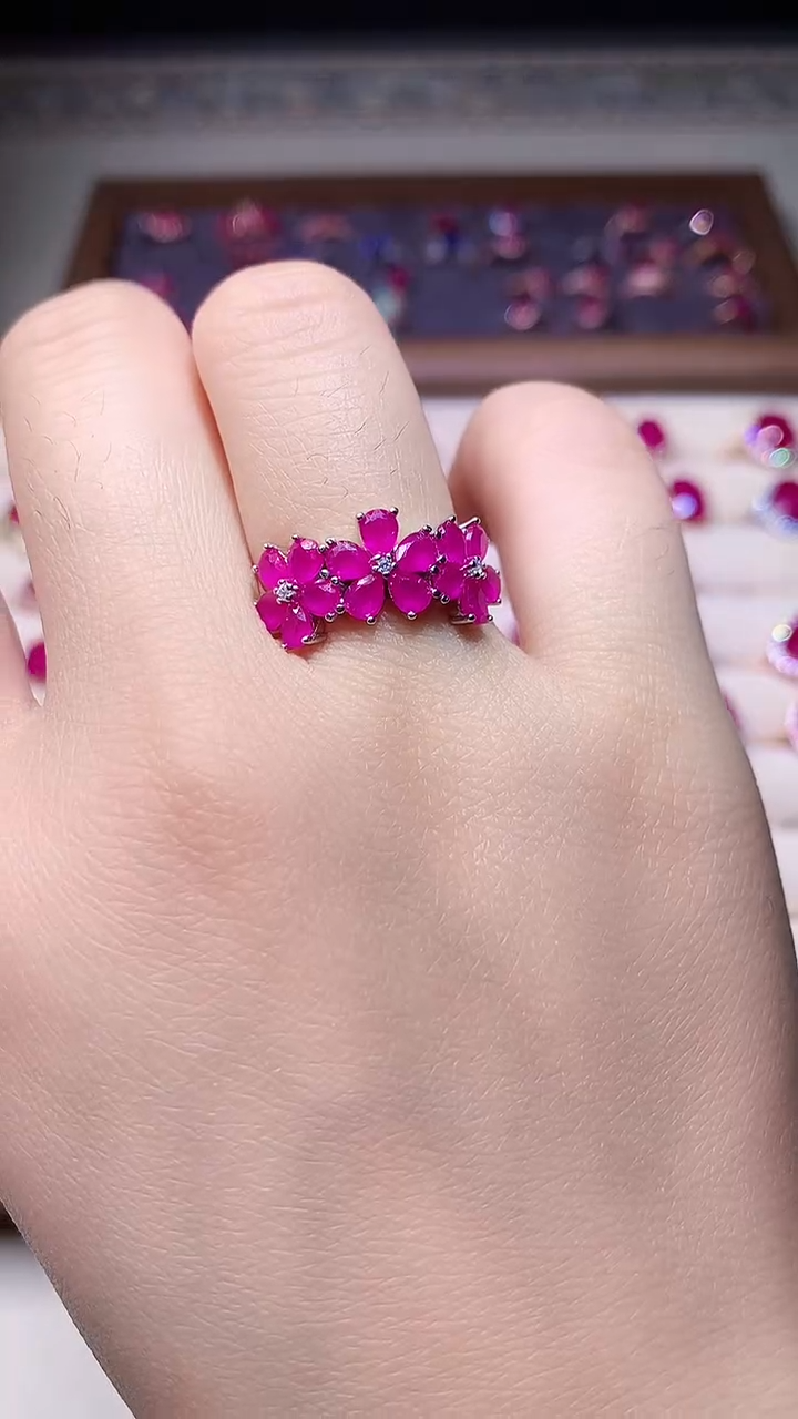 【闪购商品】红宝石戒指银S925镶嵌000