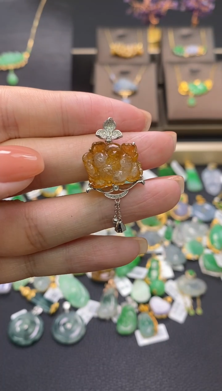【闪购商品】翡翠18K金镶嵌颈饰净货17339