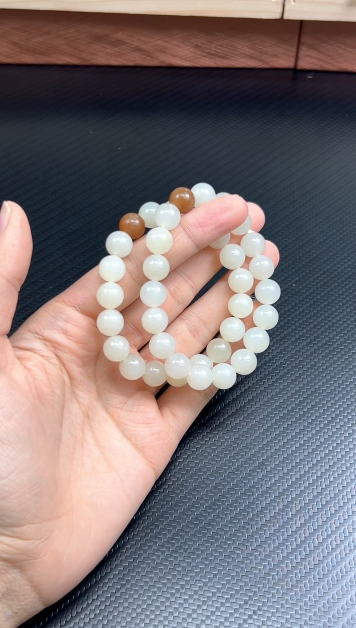 未镶嵌手串和田玉且末微色差金山卡10M 多样性发货拍一发一