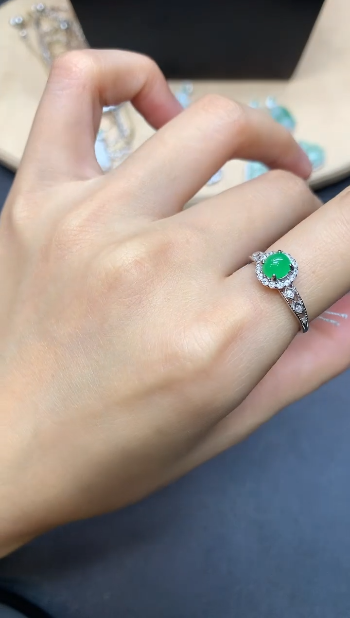 【闪购商品】翡翠戒指银S925镶嵌蛋面【无服务费】