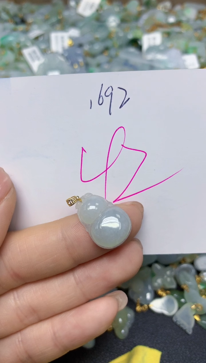 【闪购商品】翡翠挂件18K金镶嵌 天然翡翠A货