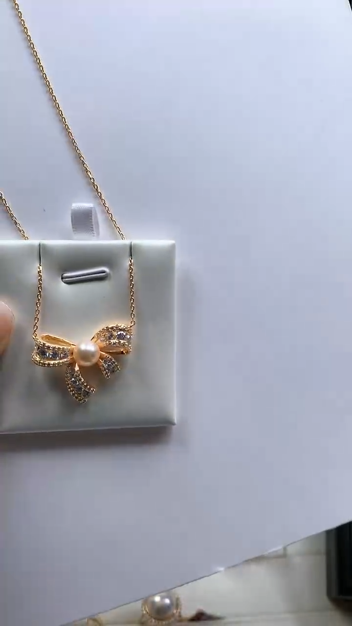 【闪购商品】海水珍珠颈饰银S925镶嵌海水珍珠羽黄金套链