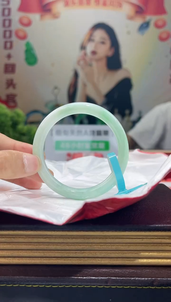 【闪购商品】翡翠手镯未镶嵌手镯8
