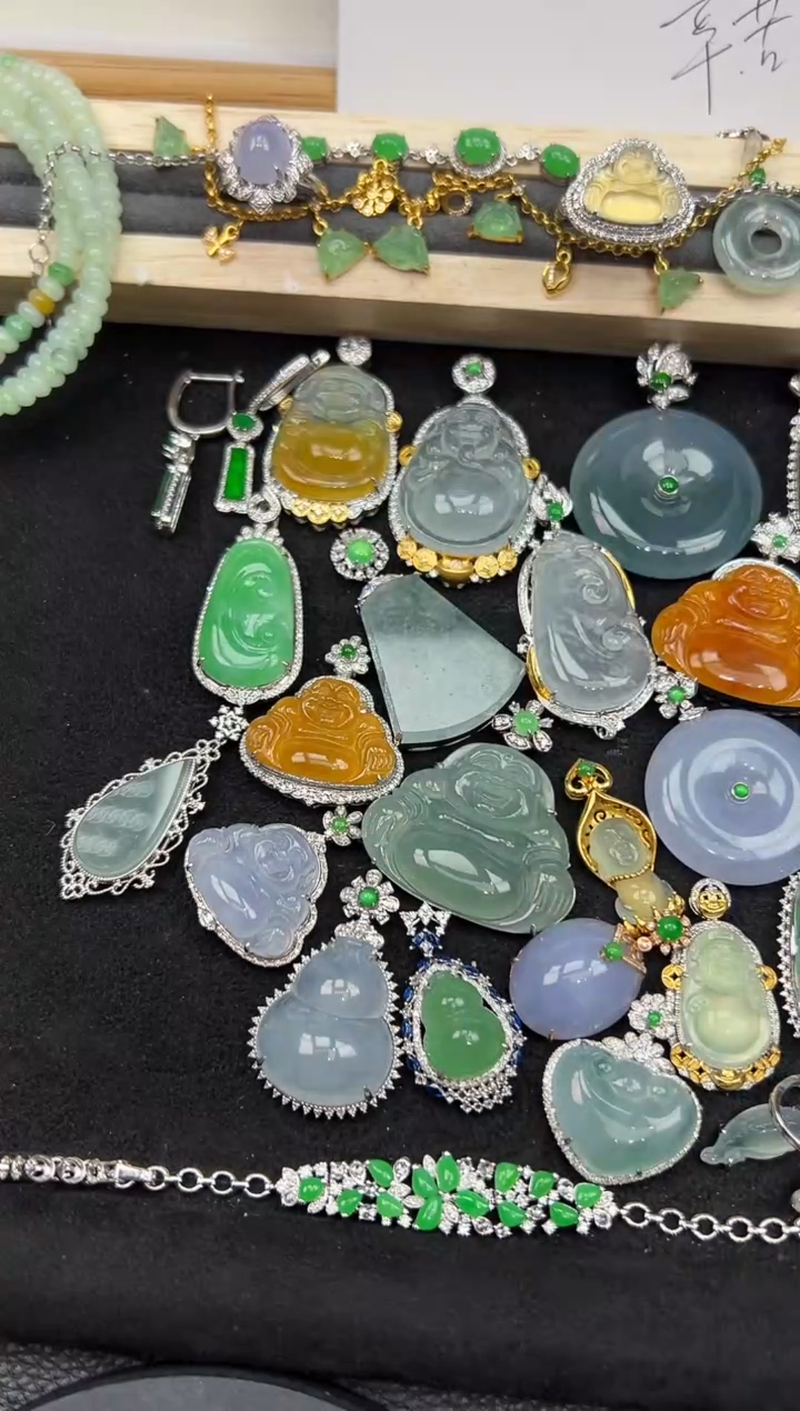 【闪购商品】翡翠吊坠(不含链)18K金镶嵌吊坠勿拍