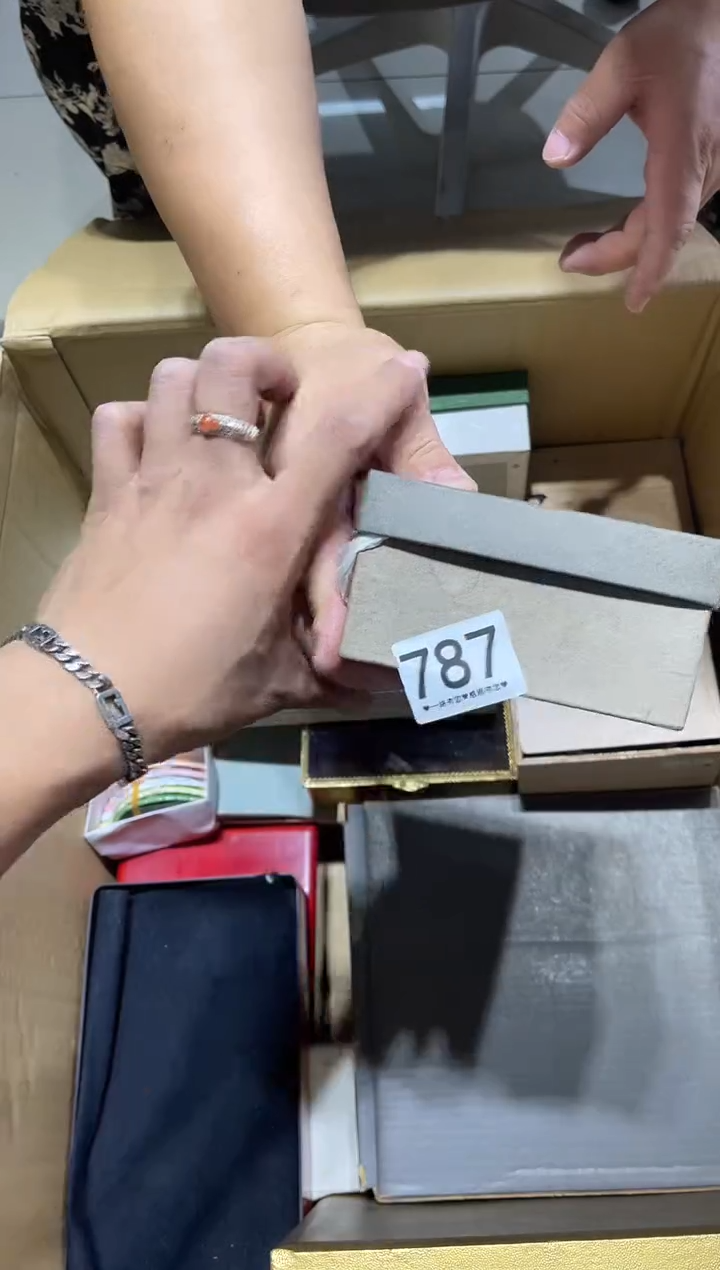 瓷片心**晨787.......