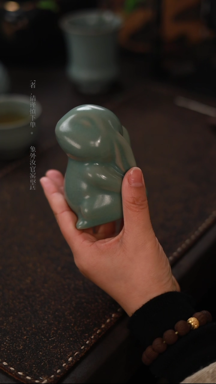 【闪购商品】杯一级品青绿仿古兔子茶宠