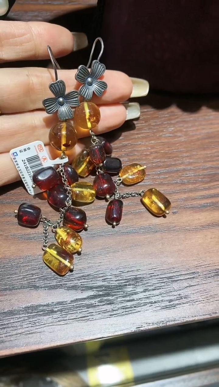 【闪购商品】琥珀耳饰未镶嵌多人