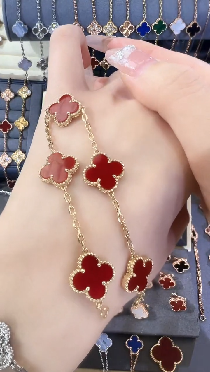 【闪购商品】玛瑙/玉髓手链18K金镶嵌K黄手链