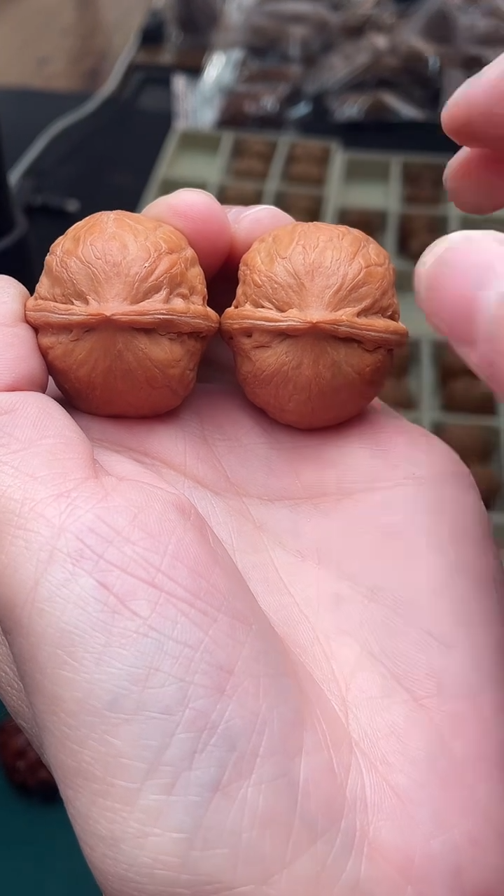 把件文玩核桃和尚头