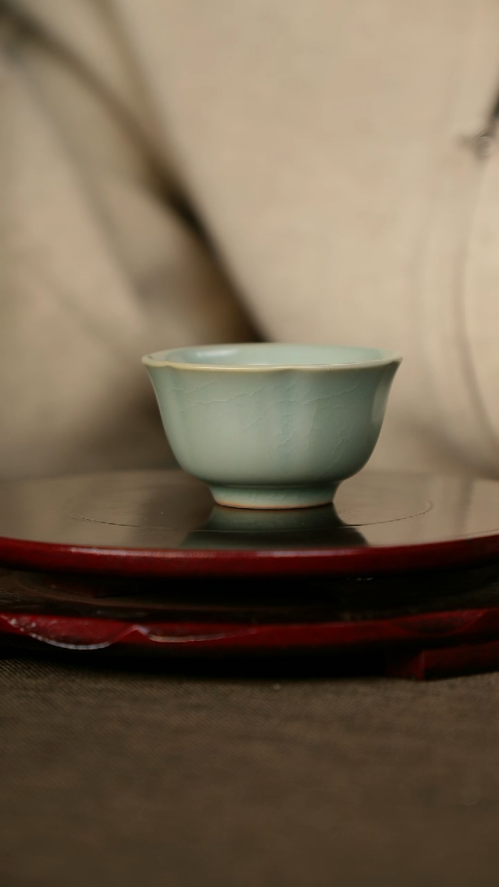 全品 仿古釉 花口杯