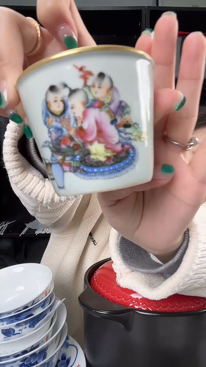 【闪购商品】瓷片一个主人杯的瓷器