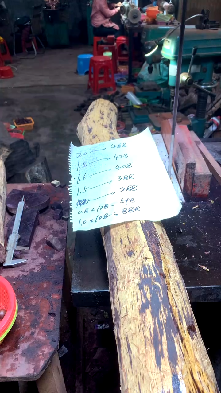 【闪购商品】花梨木类1.8海黄定制不退不换、