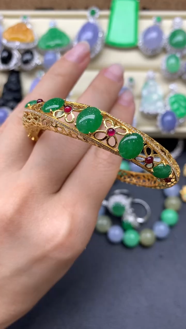 【闪购商品】翡翠手镯18K金镶嵌648-中国好珍宝