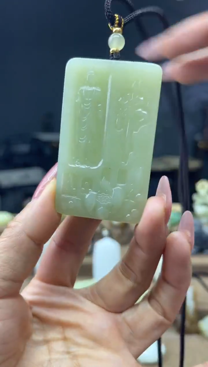 颈饰未镶嵌和田玉1