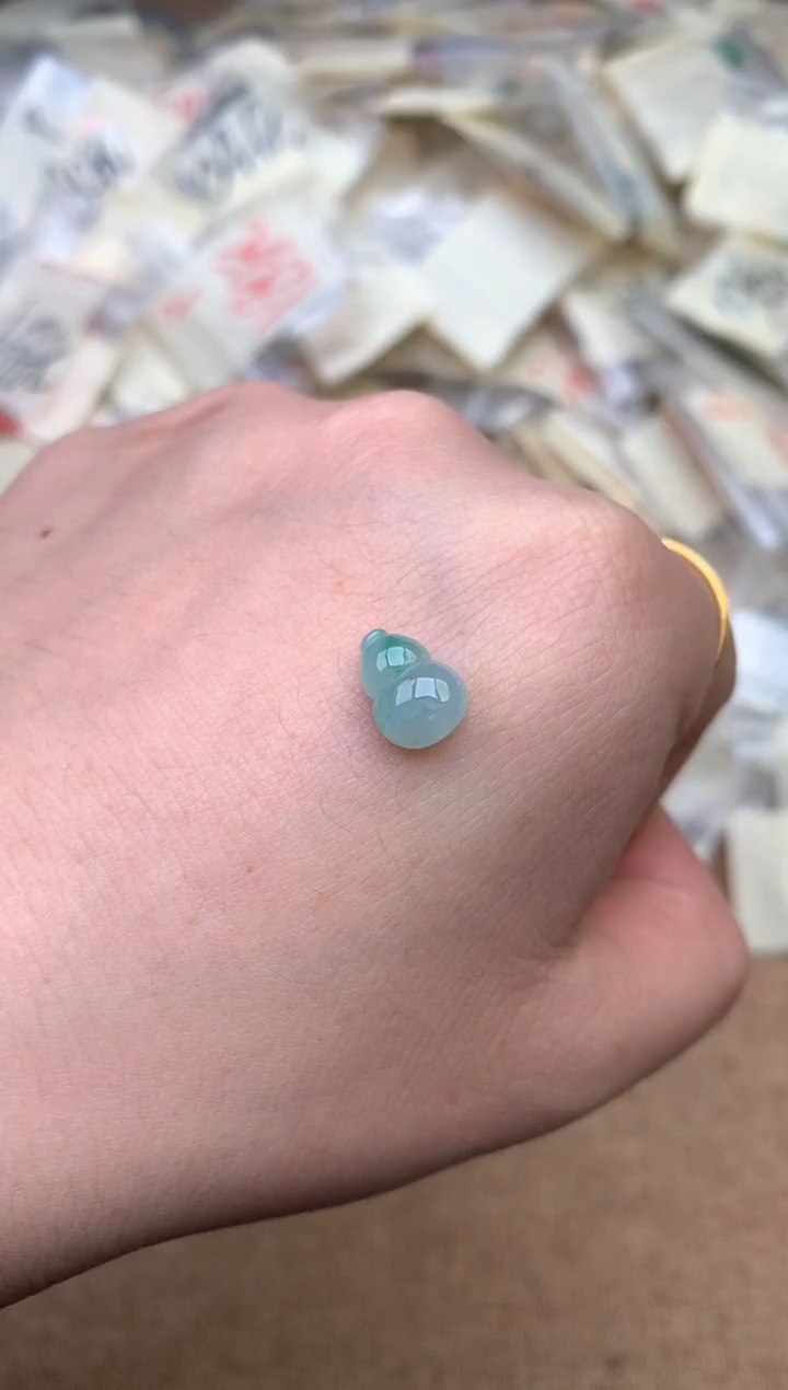 未镶嵌挂件翡翠一