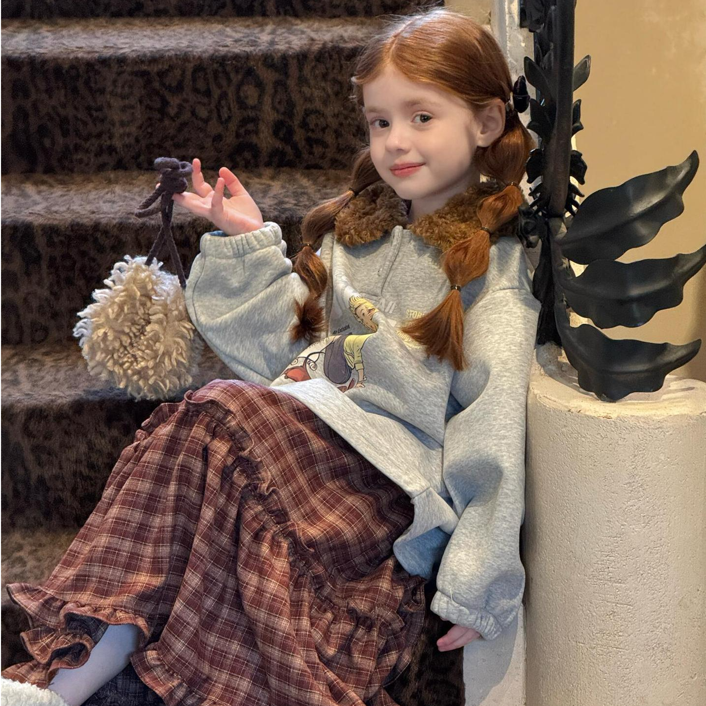 ab.baby韩系童装2025冬季女童上衣毛领印花中长款套头加绒卫衣