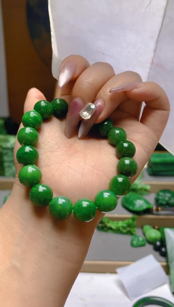 【闪购商品】和田玉（碧玉）手串未镶嵌1