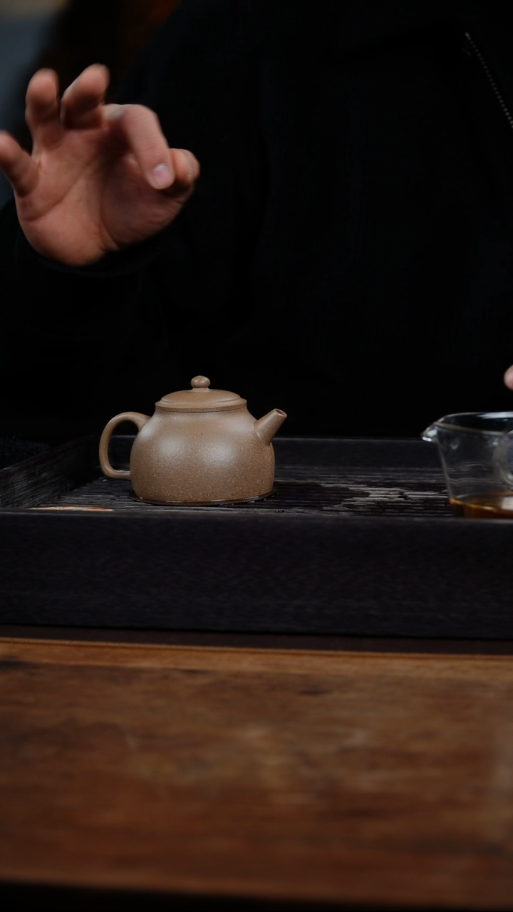 【闪购商品】紫砂茶壶160c  筑寂      