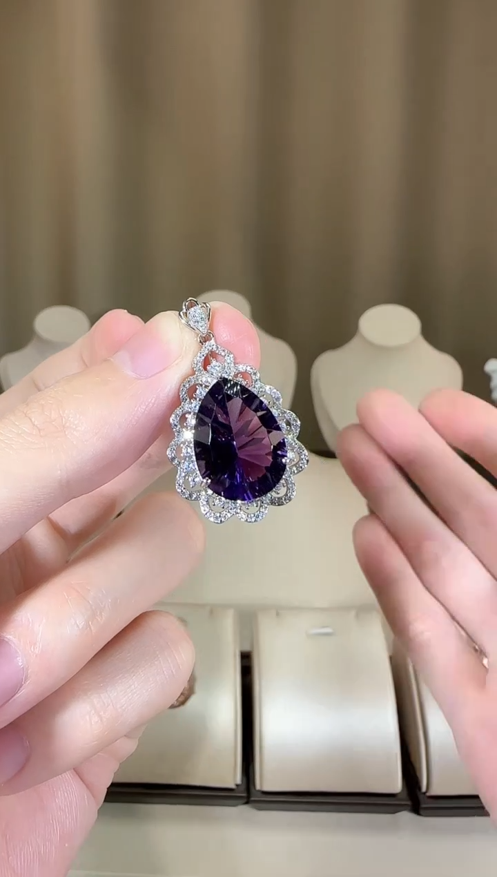 【闪购商品】紫晶颈饰银S925镶嵌13*18mm