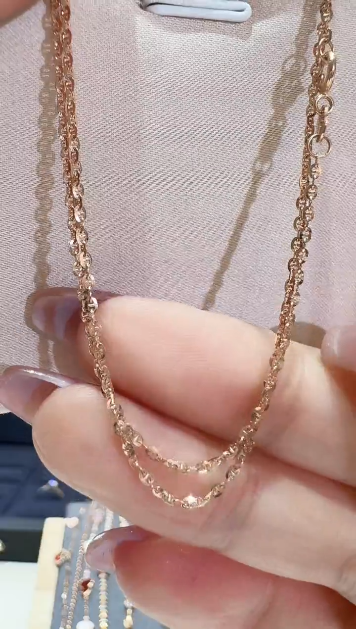 【闪购商品】18K金项链45cm猪鼻子素链子