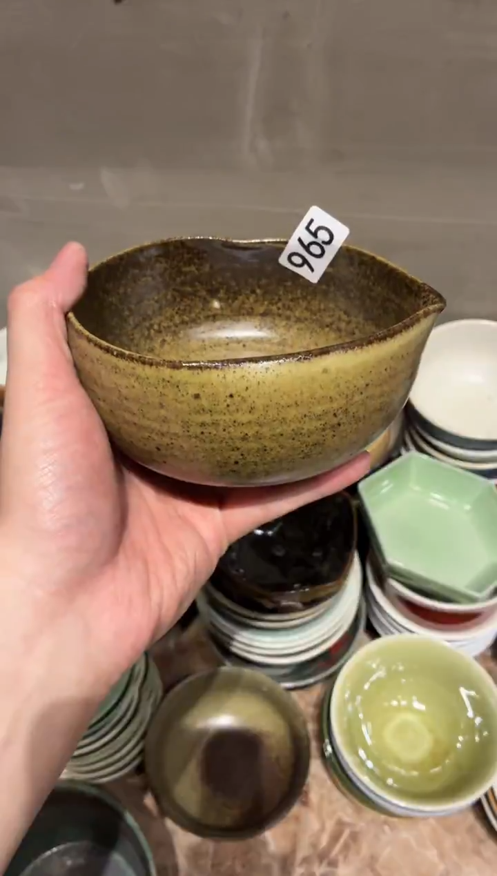 瓷片平*线965微瑕黄色葫芦小碗1个