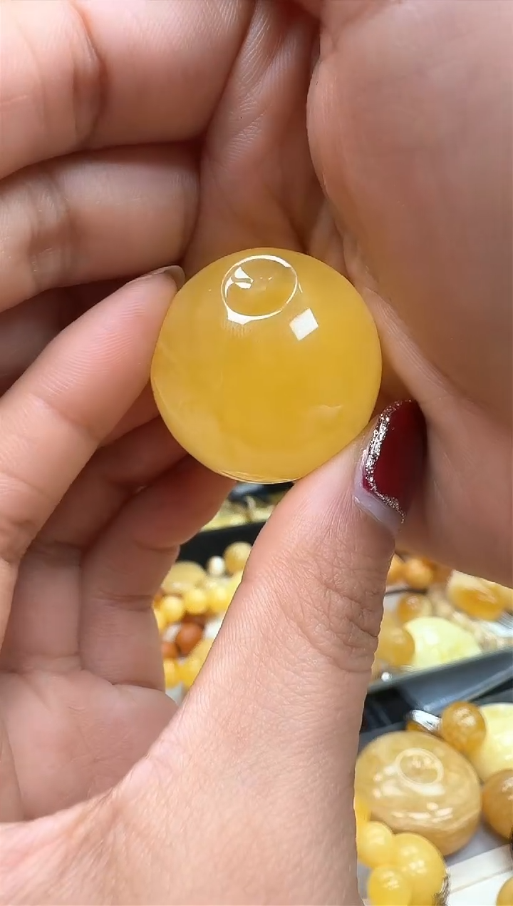 【闪购商品】琥珀裸石未镶嵌挂坠