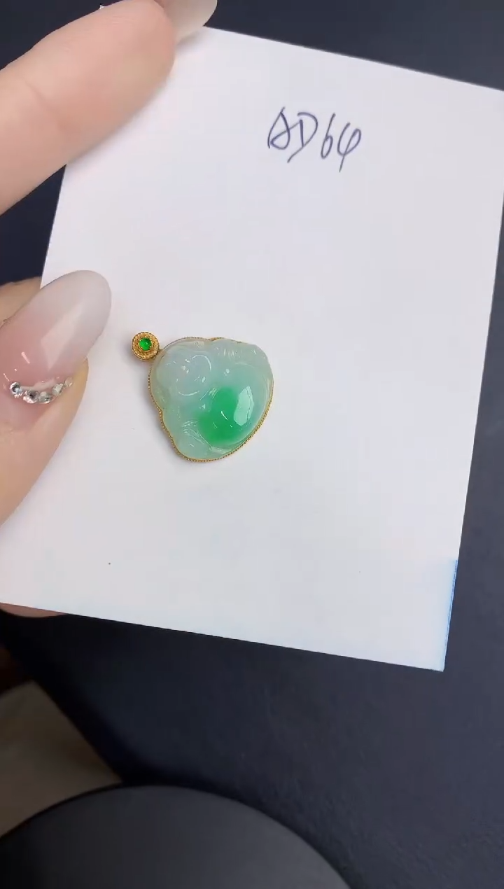 【闪购商品】翡翠颈饰18K金镶嵌0000000000