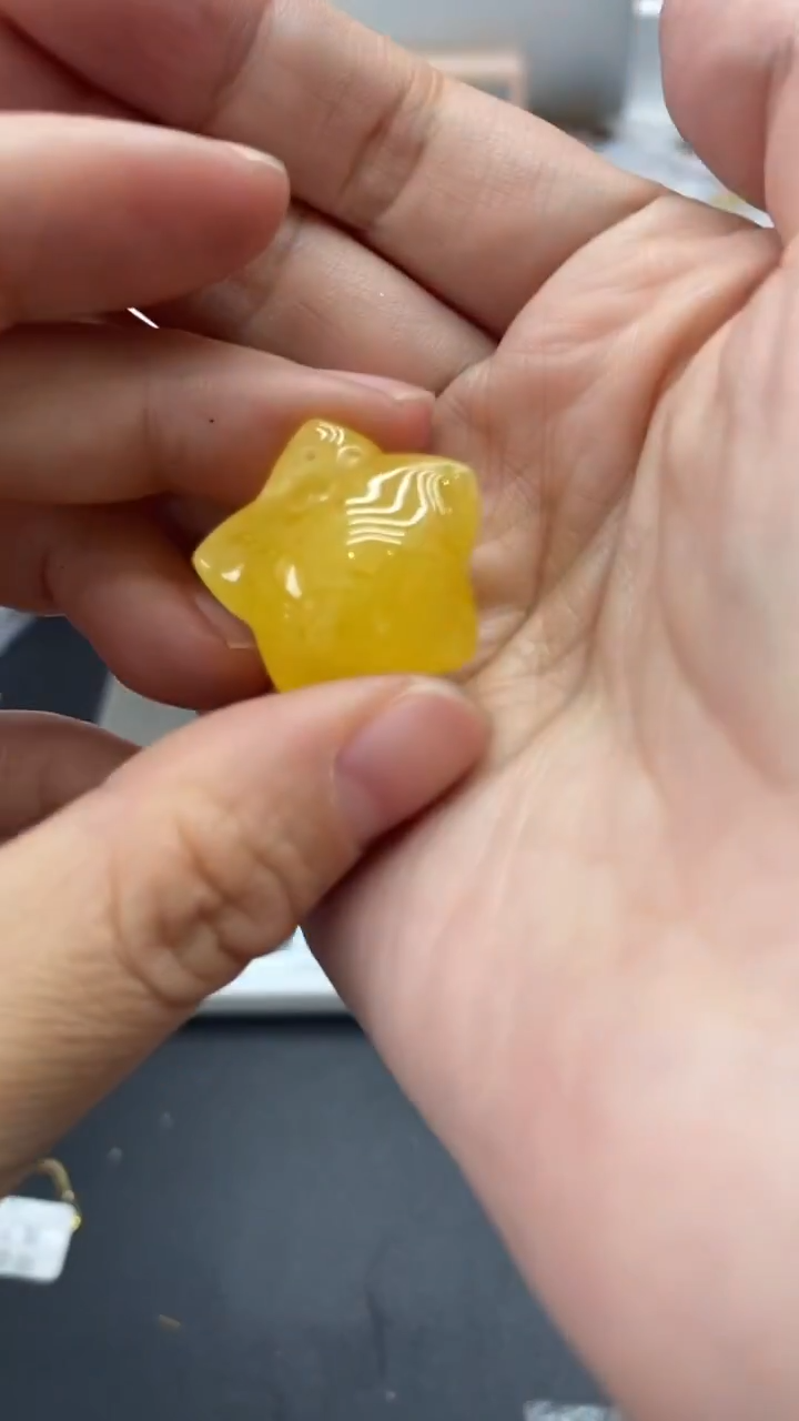 琥珀未镶嵌珠宝奇石596